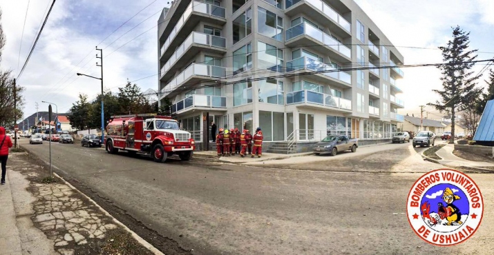 Incendio Torre Marina Cale 12 de Octubre al 300