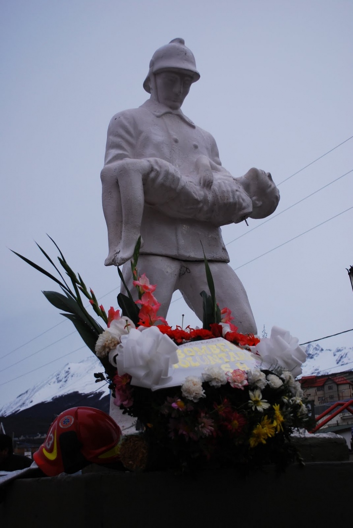  “Plaza Bomberos Voluntarios”