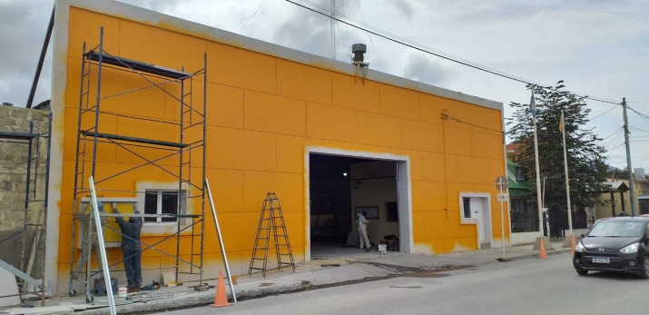 Remodelación y embellecimiento  fachada del Destacamento Nº1  José Soto de la calle Kuanip